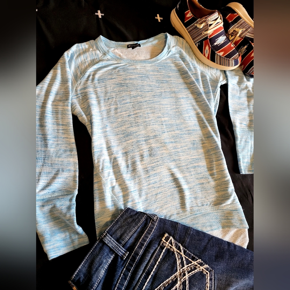 Heather Blue Long Sleeve Champion Shirt (M)